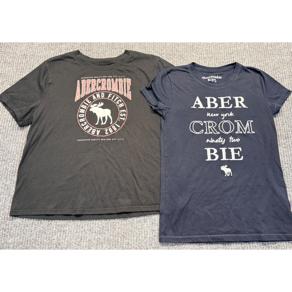 Abercrombie Kids Graphic T-Shirt Lot of 2 Navy Black Moose Logo Size 11/12